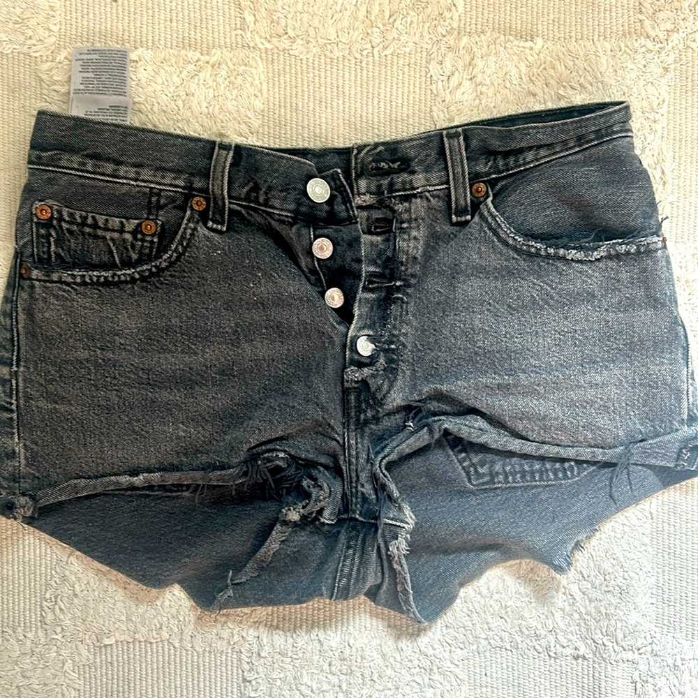 Levi’s 501 cutoffs